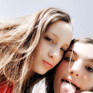 Meet your Posher, Aurora